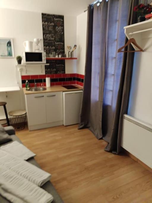 Studio Rue De La Sante Paryż Zewnętrze zdjęcie